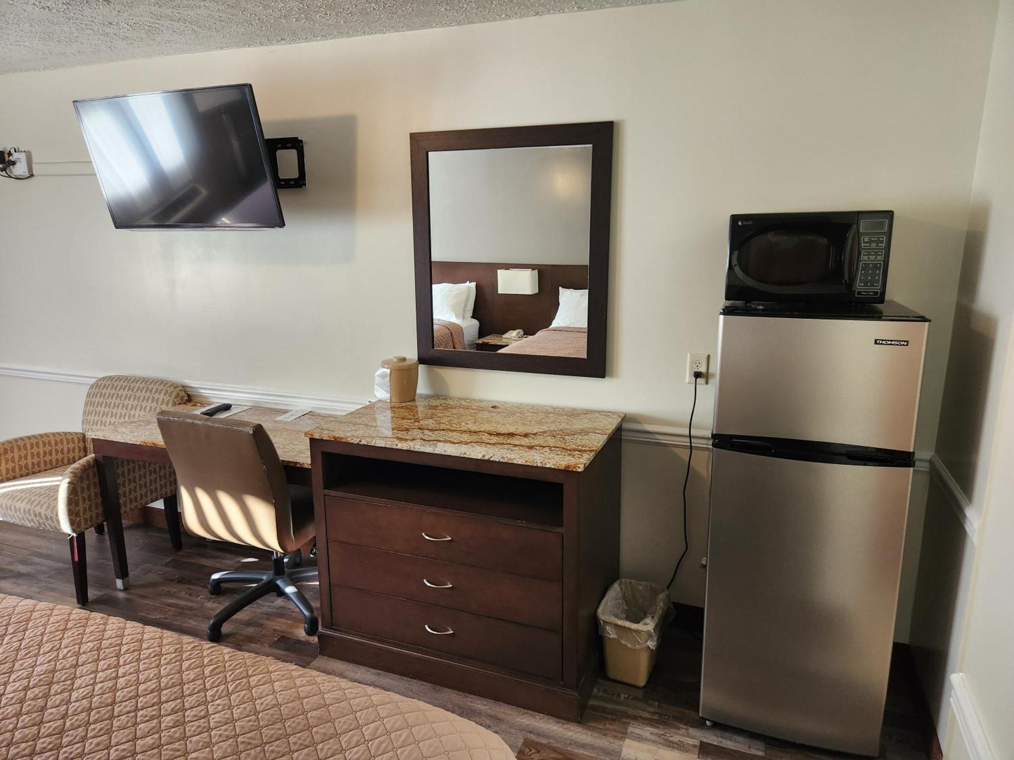 Jefferson Hills Motel Clairton エクステリア 写真